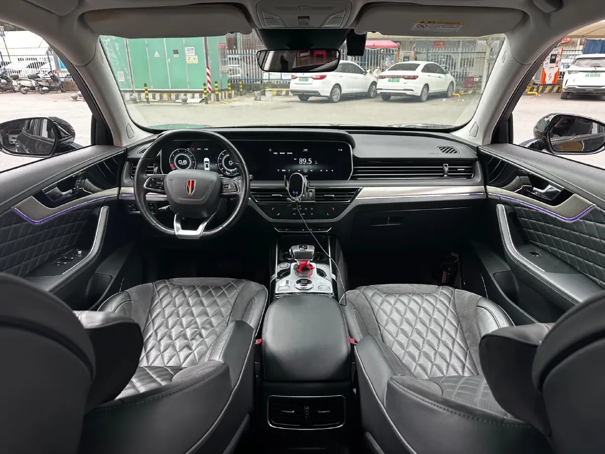 2019 HongQi HS5 2.0T 224HP L4 6AT,autocango,china used car exporter,china ev exporter,chinese used car exporter,chinese used ev exporter