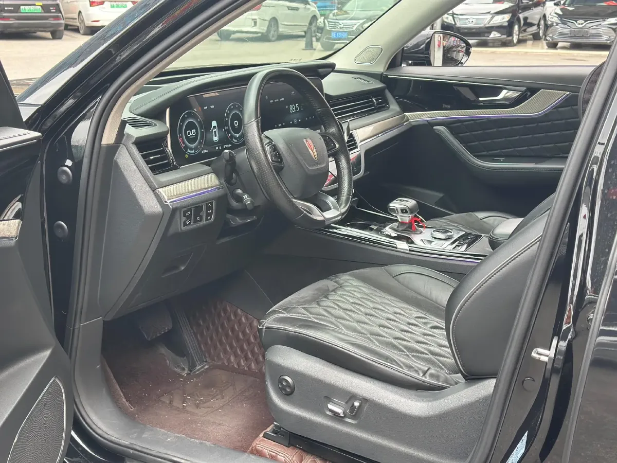 2019 HongQi HS5 2.0T 224HP L4 6AT,autocango,china used car exporter,china ev exporter,chinese used car exporter,chinese used ev exporter