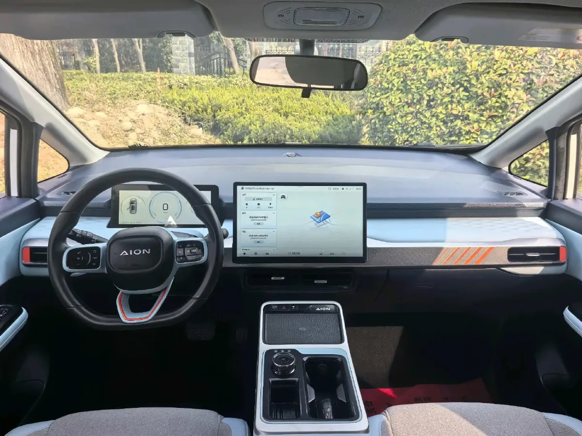 2022 Geely Okavango 1.8T 184HP L4 7DCT,autocango,china used car exporter,china ev exporter,chinese used car exporter,chinese used ev exporter