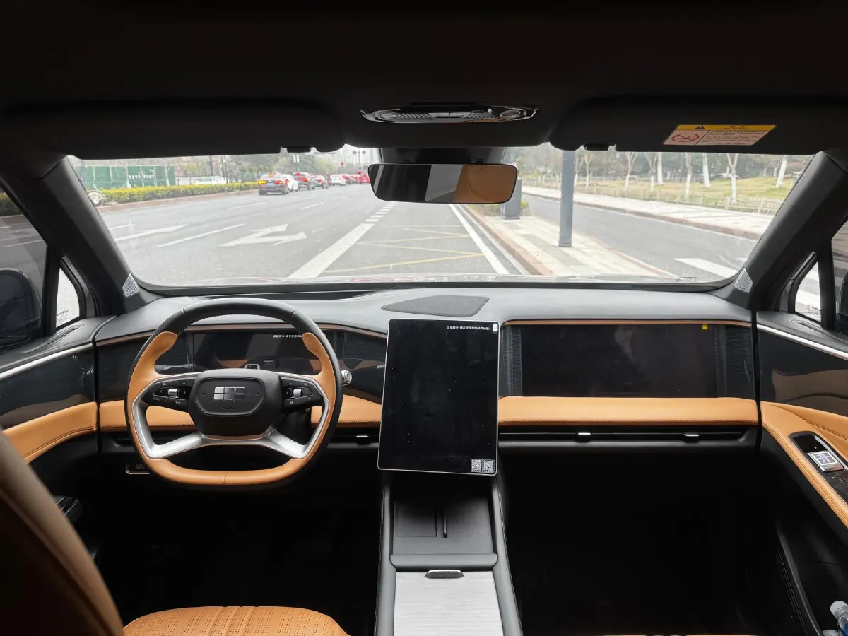 2023 Geely Galaxy L7 1.5T 163HP L4 3DHT PHEV 18.7KWH,autocango,china used car exporter,china ev exporter,chinese used car exporter,chinese used ev exporter