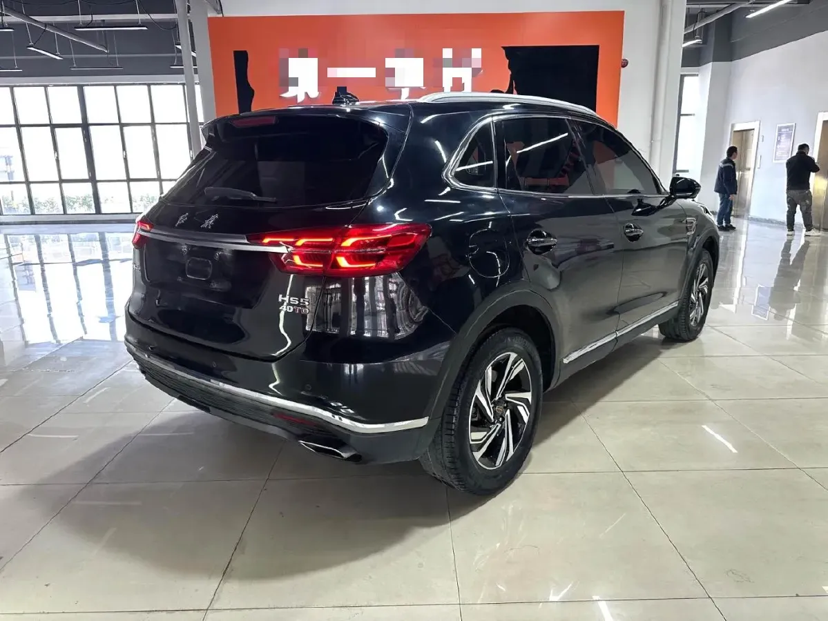 2022 HongQi HS5 2.0T 224HP L4 6AT,autocango,china used car exporter,china ev exporter,chinese used car exporter,chinese used ev exporter