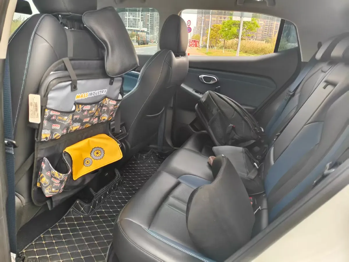 2023 GAC Trumpchi GS3 1.5T 177HP L4 7DCT,autocango,china used car exporter,china ev exporter,chinese used car exporter,chinese used ev exporter