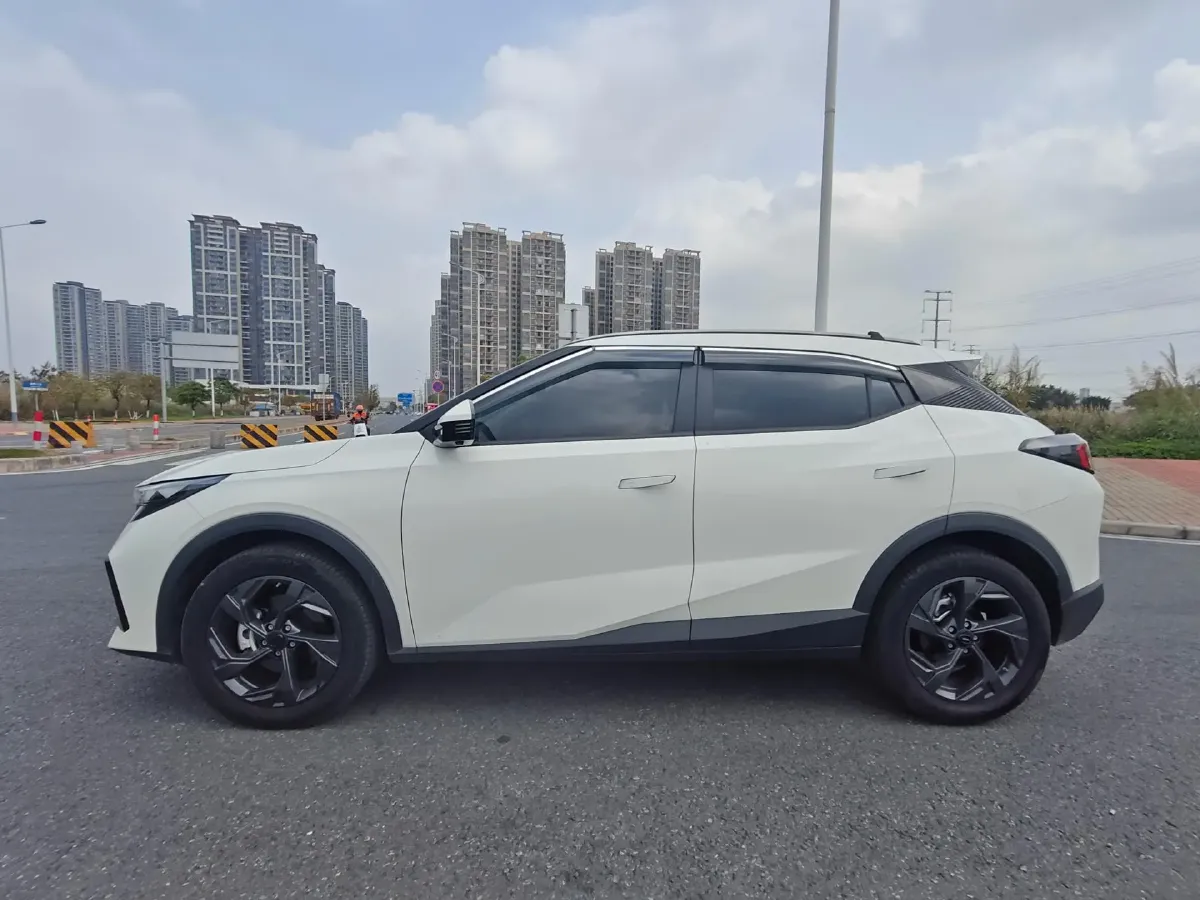 2023 GAC Trumpchi GS3 1.5T 177HP L4 7DCT,autocango,china used car exporter,china ev exporter,chinese used car exporter,chinese used ev exporter