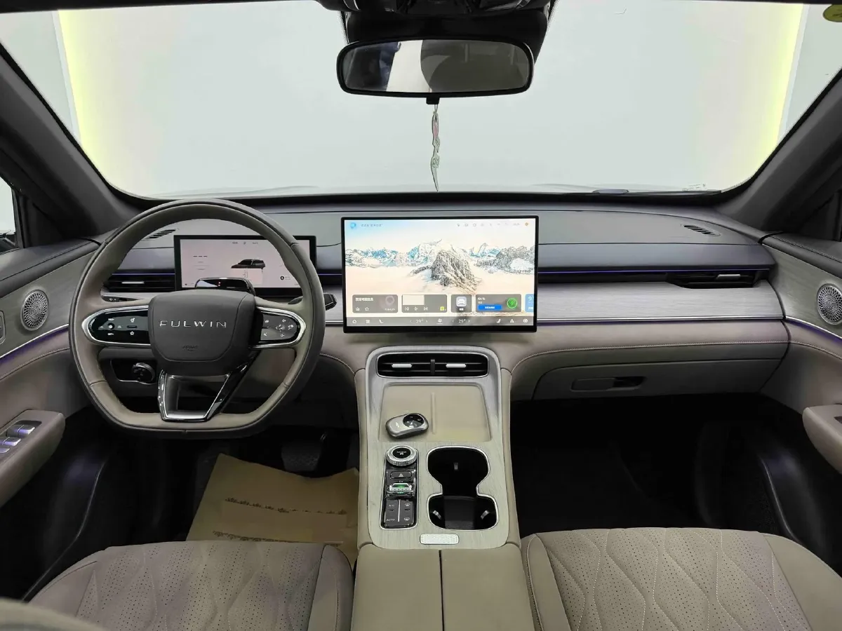 2025 Fulwin FulwinT8 1.5T 156HP L4 1DHT PHEV 18.67KWH,autocango,china used car exporter,china ev exporter,chinese used car exporter,chinese used ev exporter