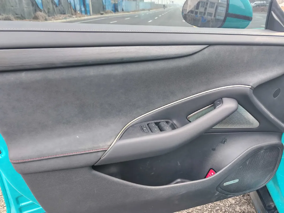 2024 MI SU7 BEV 101KWH,autocango,china used car exporter,china ev exporter,chinese used car exporter,chinese used ev exporter