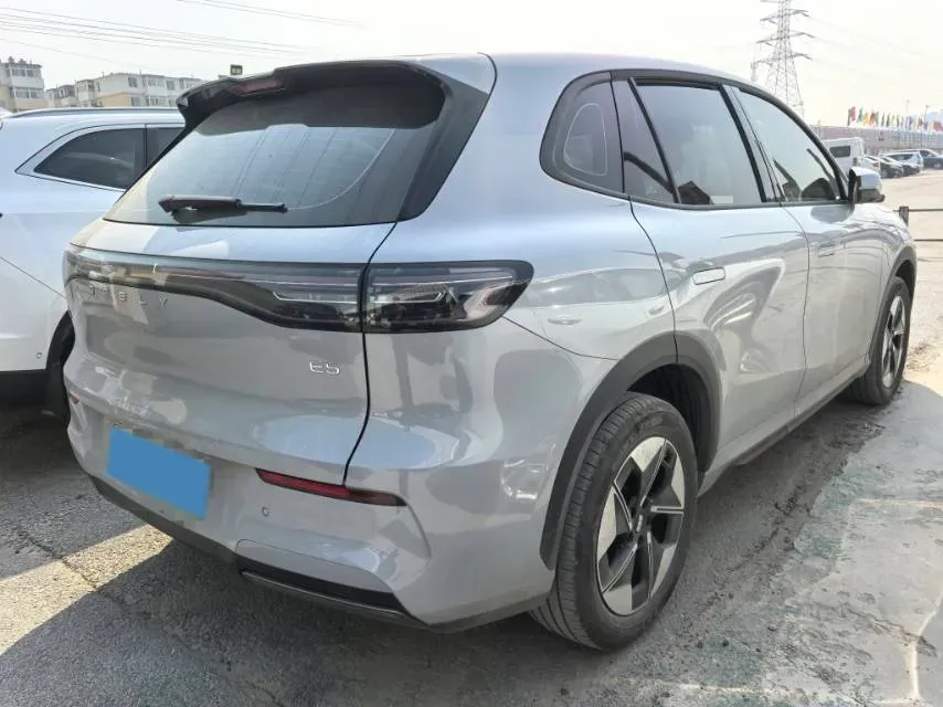 2024 LanDian E5 1.5L 110HP L4 E-CVT PHEV 17.52KWH,autocango,china used car exporter,china ev exporter,chinese used car exporter,chinese used ev exporter