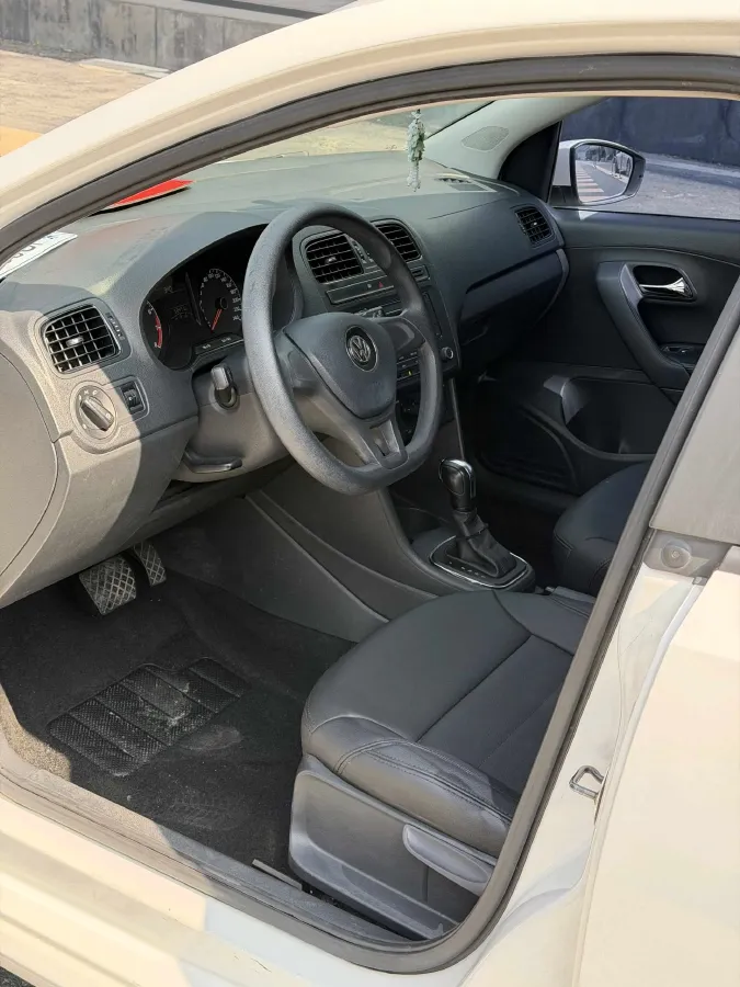 2016 Volkswagen Polo 1.4L 90HP L4 6AT,autocango,china used car exporter,china ev exporter,chinese used car exporter,chinese used ev exporter