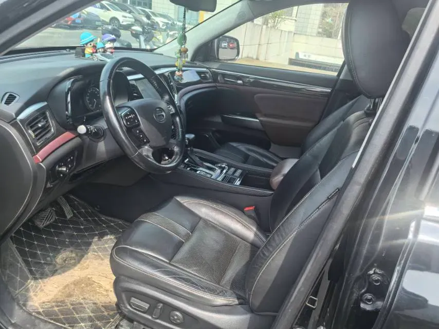 2017 GAC Trumpchi GS8 2.0T 201HP L4 6AT,autocango,china used car exporter,china ev exporter,chinese used car exporter,chinese used ev exporter