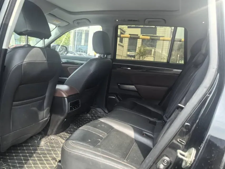 2017 GAC Trumpchi GS8 2.0T 201HP L4 6AT,autocango,china used car exporter,china ev exporter,chinese used car exporter,chinese used ev exporter