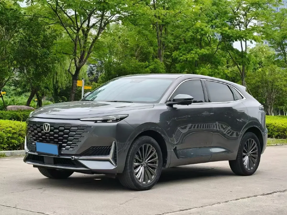 2021 ChangAn UNI-K 2.0T 233HP L4 8AT,autocango,china used car exporter,china ev exporter,chinese used car exporter,chinese used ev exporter