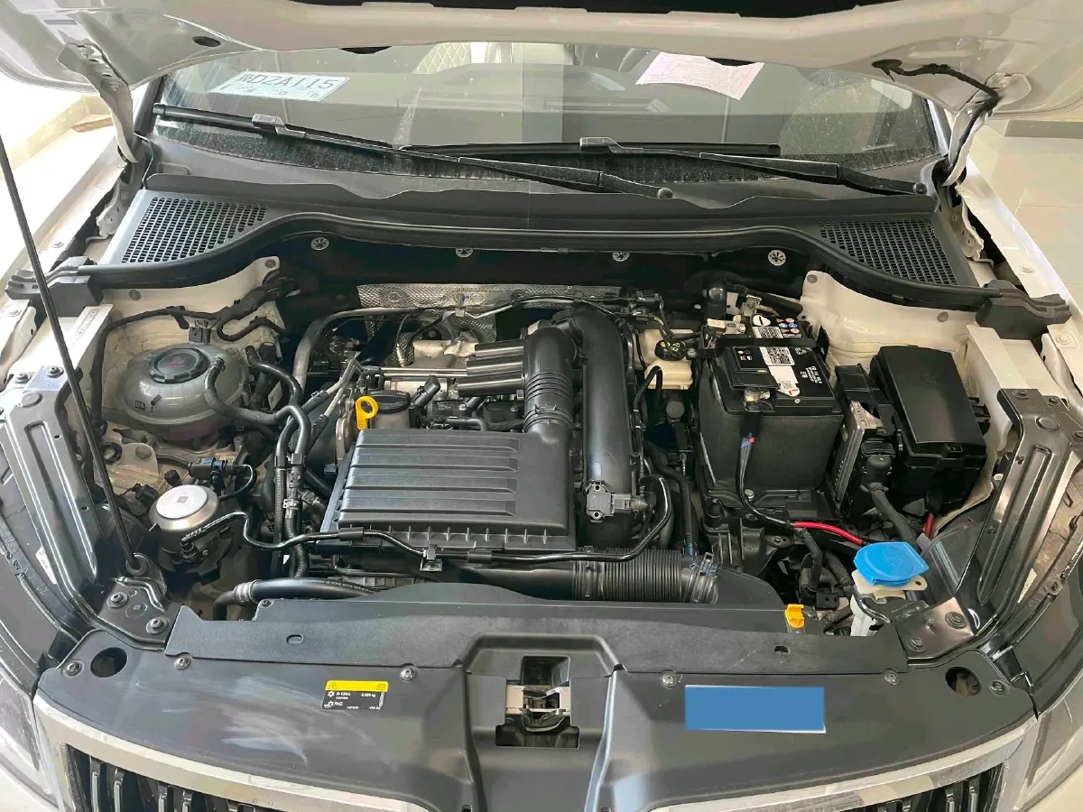 2021 Skoda Karoq 1.4T 150HP L4 7DCT,autocango,china used car exporter,china ev exporter,chinese used car exporter,chinese used ev exporter