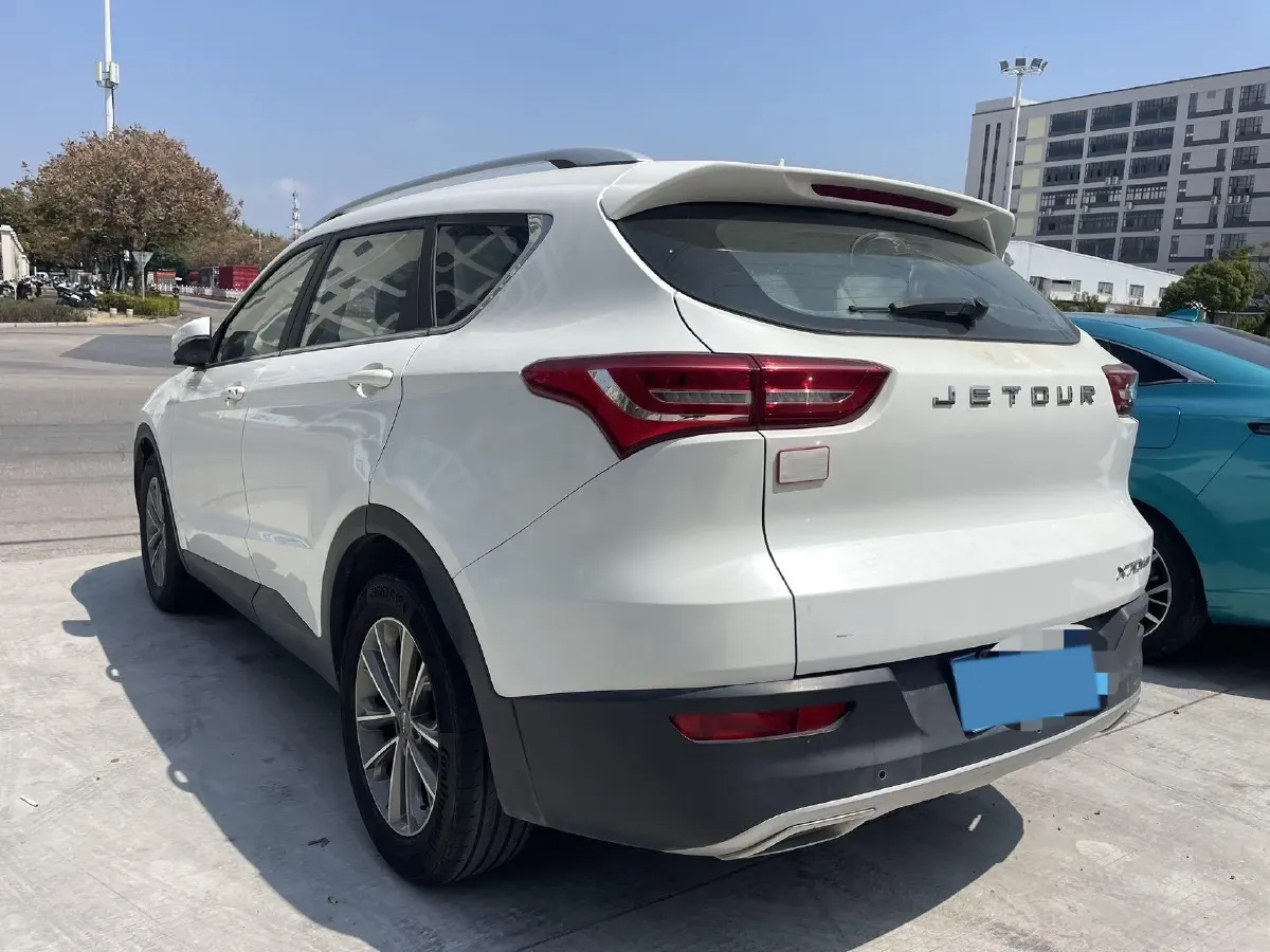 2018 DongFeng Fengon Fengon 580 1.5T 150HP L4 6MT,autocango,china used car exporter,china ev exporter,chinese used car exporter,chinese used ev exporter