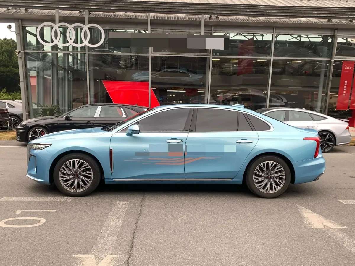 2023 HongQi H5 2.0T 224HP L4 8AT,autocango,china used car exporter,china ev exporter,chinese used car exporter,chinese used ev exporter