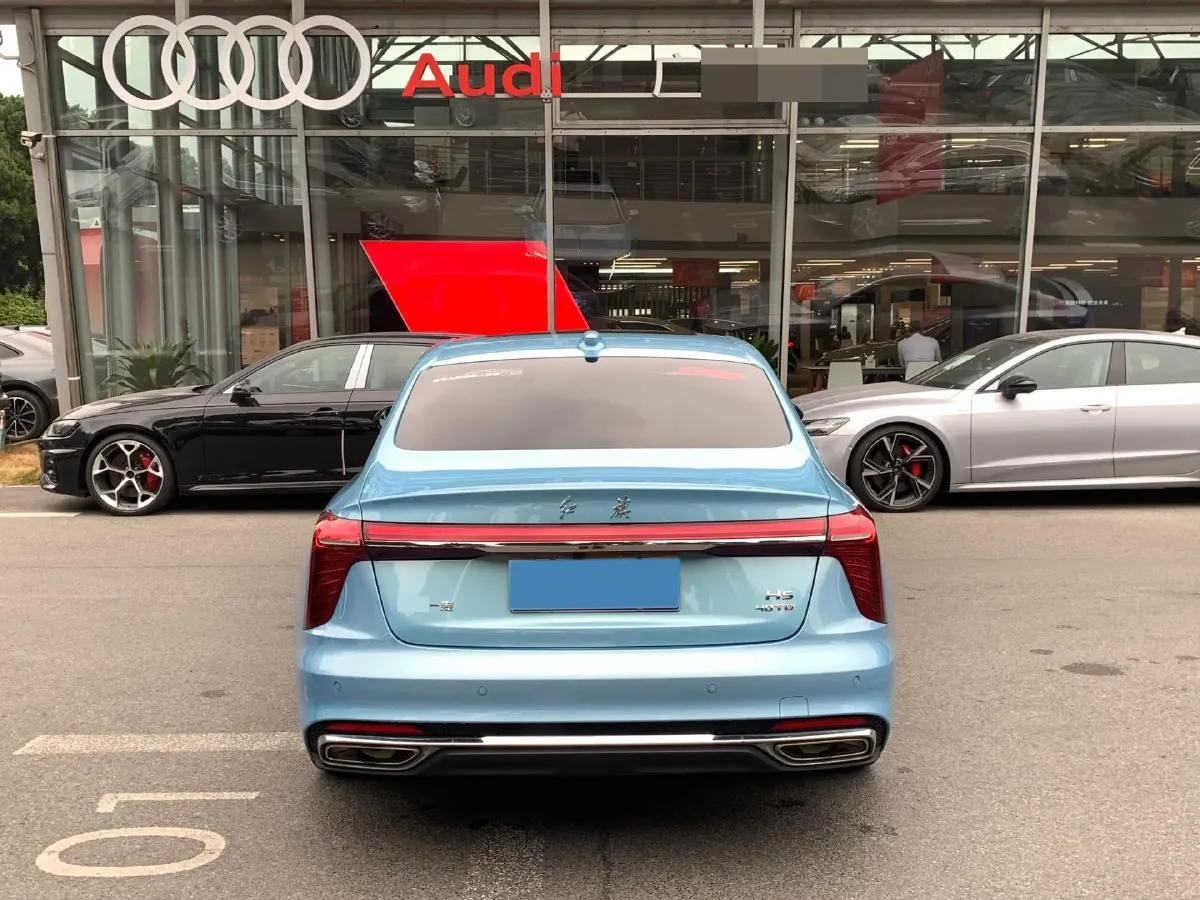 2023 HongQi H5 2.0T 224HP L4 8AT,autocango,china used car exporter,china ev exporter,chinese used car exporter,chinese used ev exporter