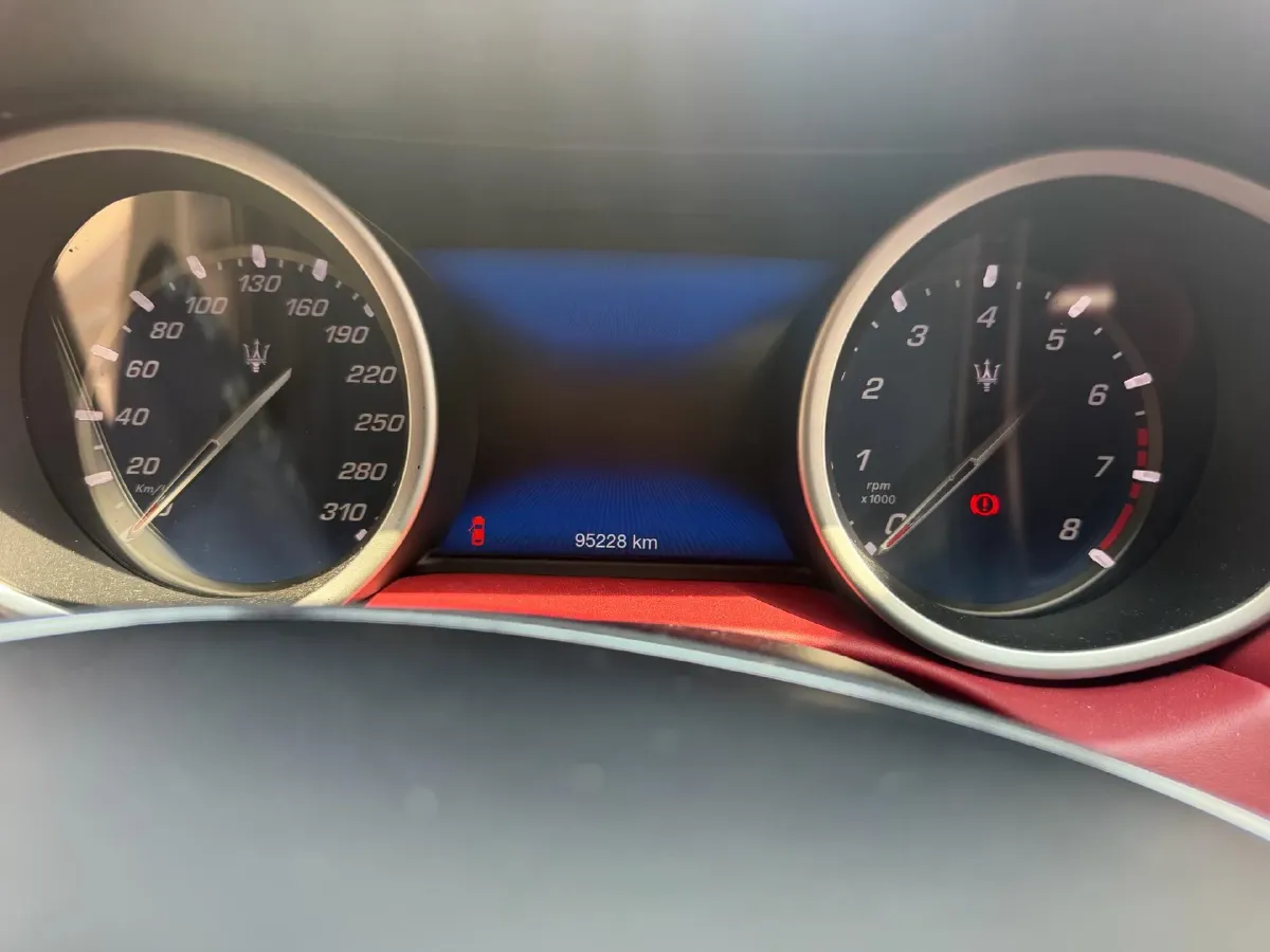 2018 Maserati Ghibli 3.0T 350HP V6 8AT,autocango,china used car exporter,china ev exporter,chinese used car exporter,chinese used ev exporter