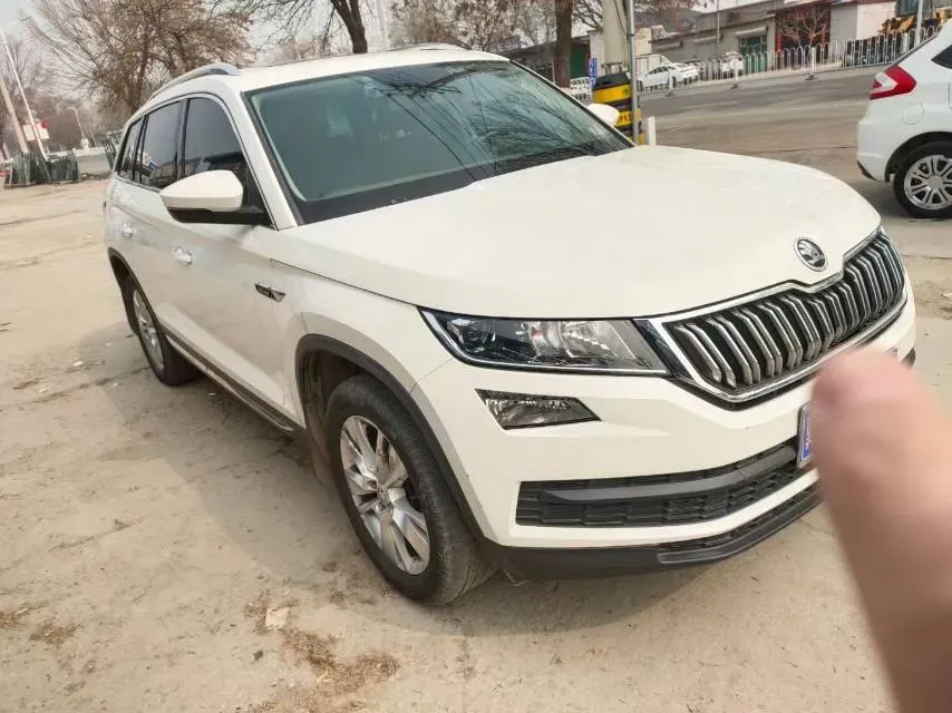 2017 Skoda Kodiak 1.8T 180HP L4 7DCT,autocango,china used car exporter,china ev exporter,chinese used car exporter,chinese used ev exporter