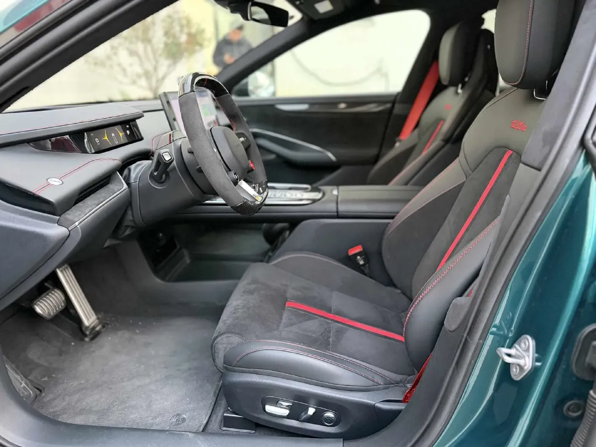 2025 MI SU7 Ultra BEV 93.7KWH,autocango,china used car exporter,china ev exporter,chinese used car exporter,chinese used ev exporter