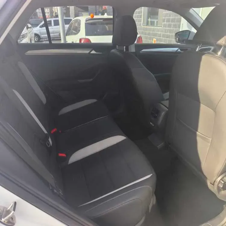 2020 Volkswagen T-Roc 1.4T 131HP L4 7DCT,autocango,china used car exporter,china ev exporter,chinese used car exporter,chinese used ev exporter