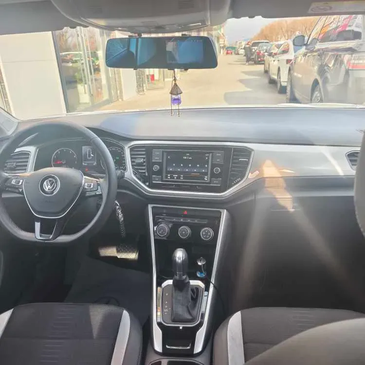 2020 Volkswagen T-Roc 1.4T 131HP L4 7DCT,autocango,china used car exporter,china ev exporter,chinese used car exporter,chinese used ev exporter