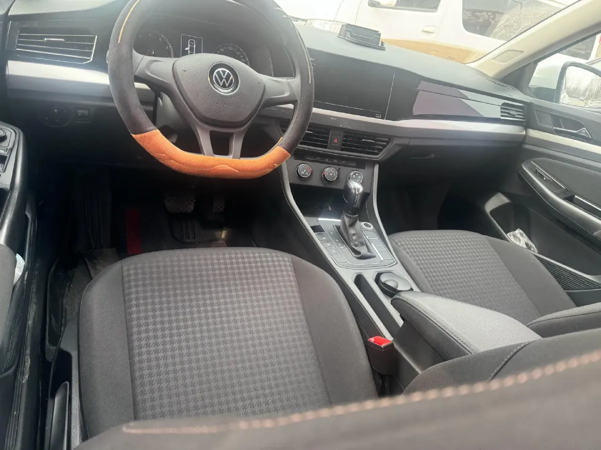 2021 Volkswagen Bora 1.5L 113HP L4 6AT,autocango,china used car exporter,china ev exporter,chinese used car exporter,chinese used ev exporter