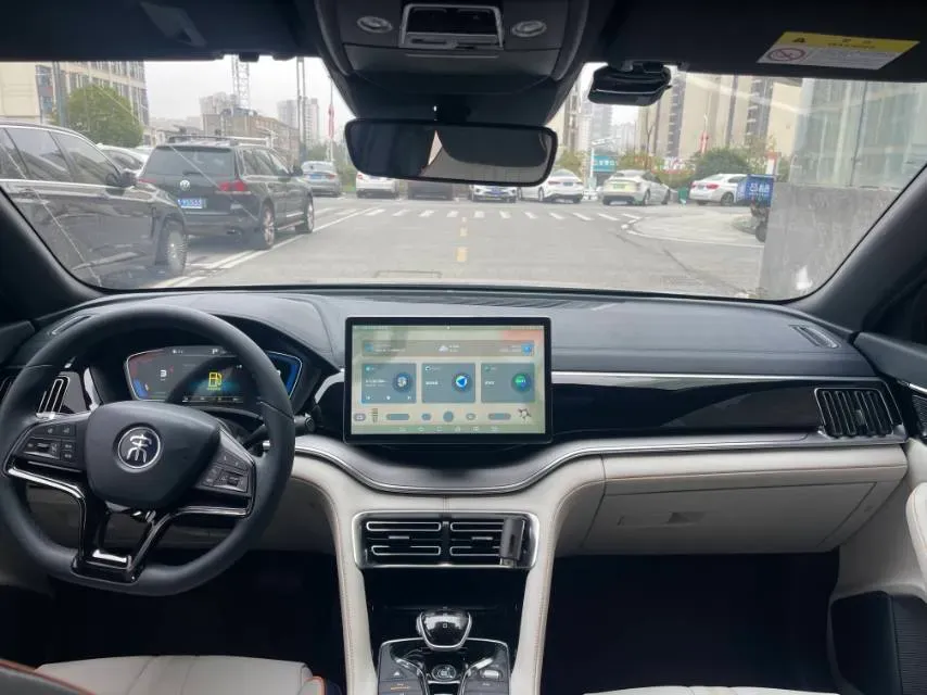 2022 Geely JiaJi 1.5T 177HP L3 7DCT PHEV 15.5KWH,autocango,china used car exporter,china ev exporter,chinese used car exporter,chinese used ev exporter