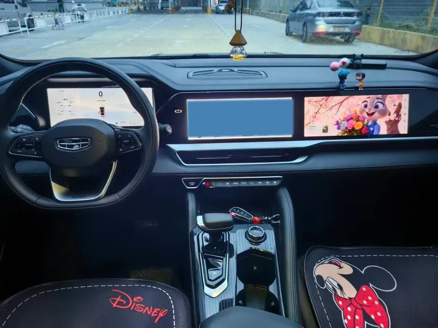 2024 Geely Monjaro 2.0T 218HP L4 7DCT,autocango,china used car exporter,china ev exporter,chinese used car exporter,chinese used ev exporter