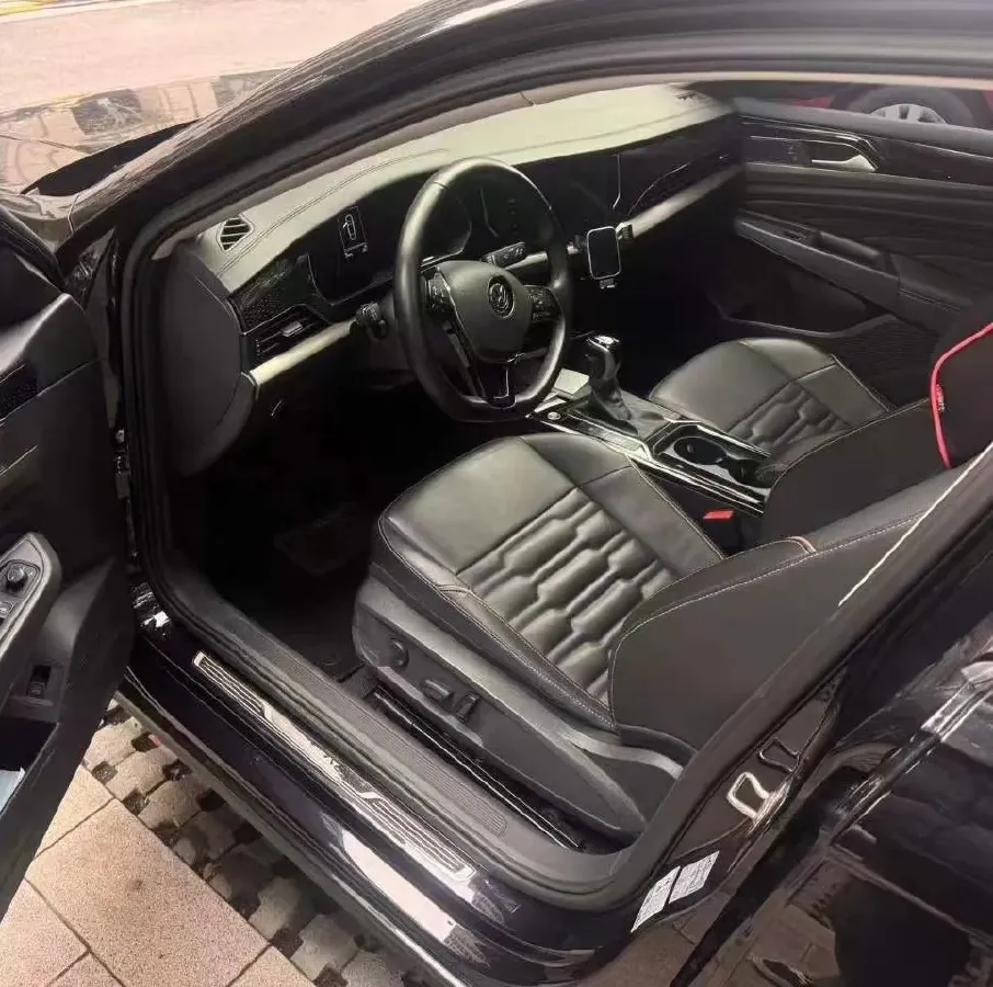 2019 Skoda Kodiak 2.0T 186HP L4 7DCT,autocango,china used car exporter,china ev exporter,chinese used car exporter,chinese used ev exporter