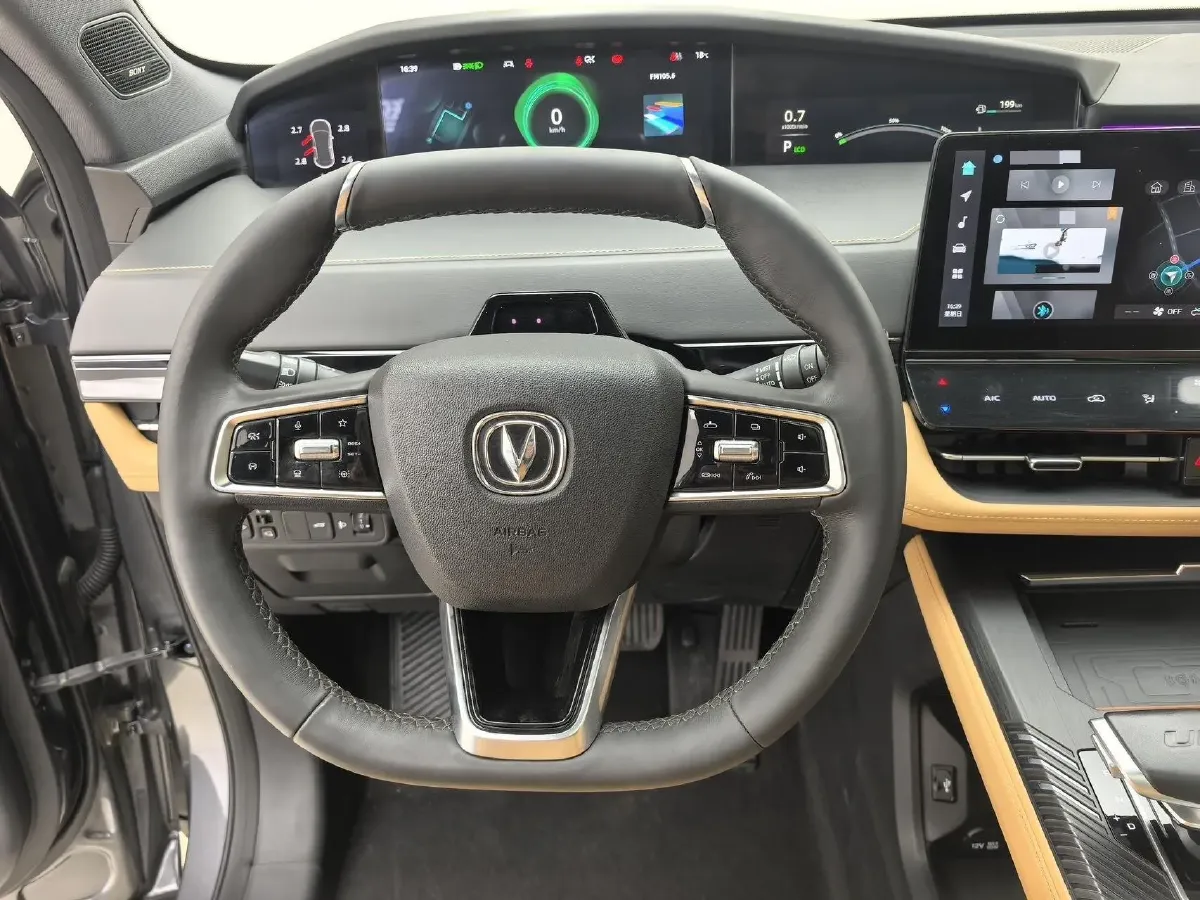 2021 ChangAn UNI-K 2.0T 233HP L4 8AT,autocango,china used car exporter,china ev exporter,chinese used car exporter,chinese used ev exporter