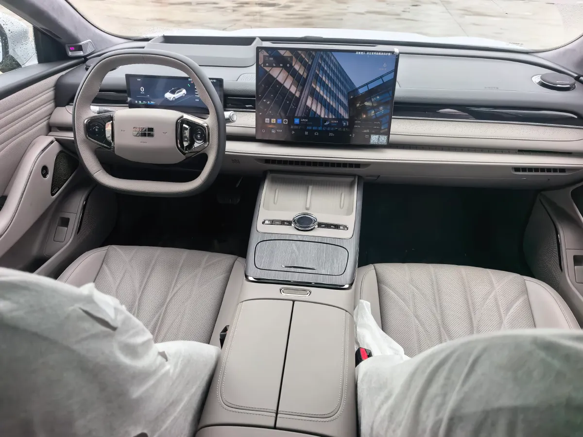 2025 Geely Galaxy Starshine 8 1.5L 112HP L4 1DHT PHEV,autocango,china used car exporter,china ev exporter,chinese used car exporter,chinese used ev exporter