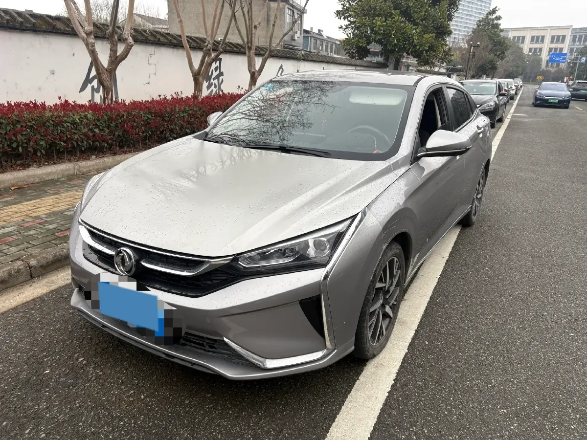 2020 DongFeng Aeolus YiXuan 1.5T 150HP L4 6DCT,autocango,china used car exporter,china ev exporter,chinese used car exporter,chinese used ev exporter