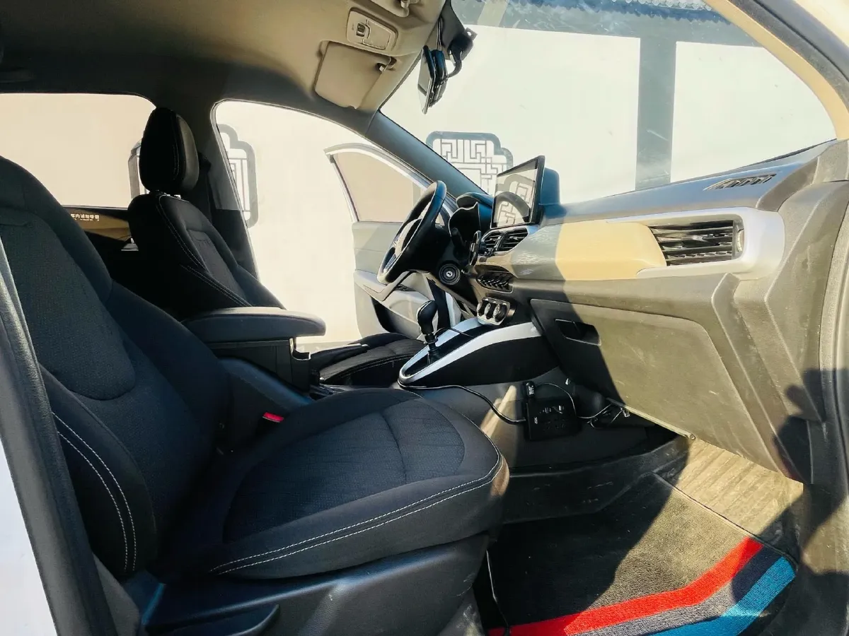 2021 BaoJun 510 1.5L 99HP L4 6MT,autocango,china used car exporter,china ev exporter,chinese used car exporter,chinese used ev exporter