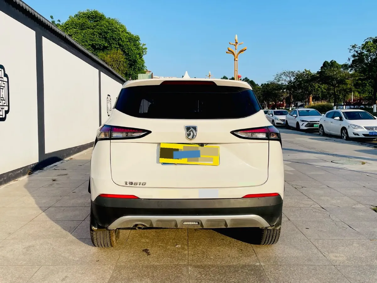 2021 BaoJun 510 1.5L 99HP L4 6MT,autocango,china used car exporter,china ev exporter,chinese used car exporter,chinese used ev exporter