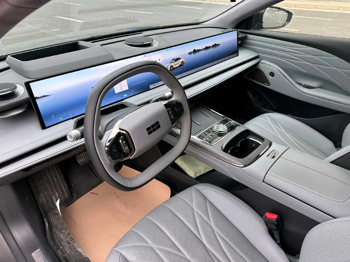 2025 MAXUS InterstellarX 2.5T 224HP L4 8AT,autocango,china used car exporter,china ev exporter,chinese used car exporter,chinese used ev exporter