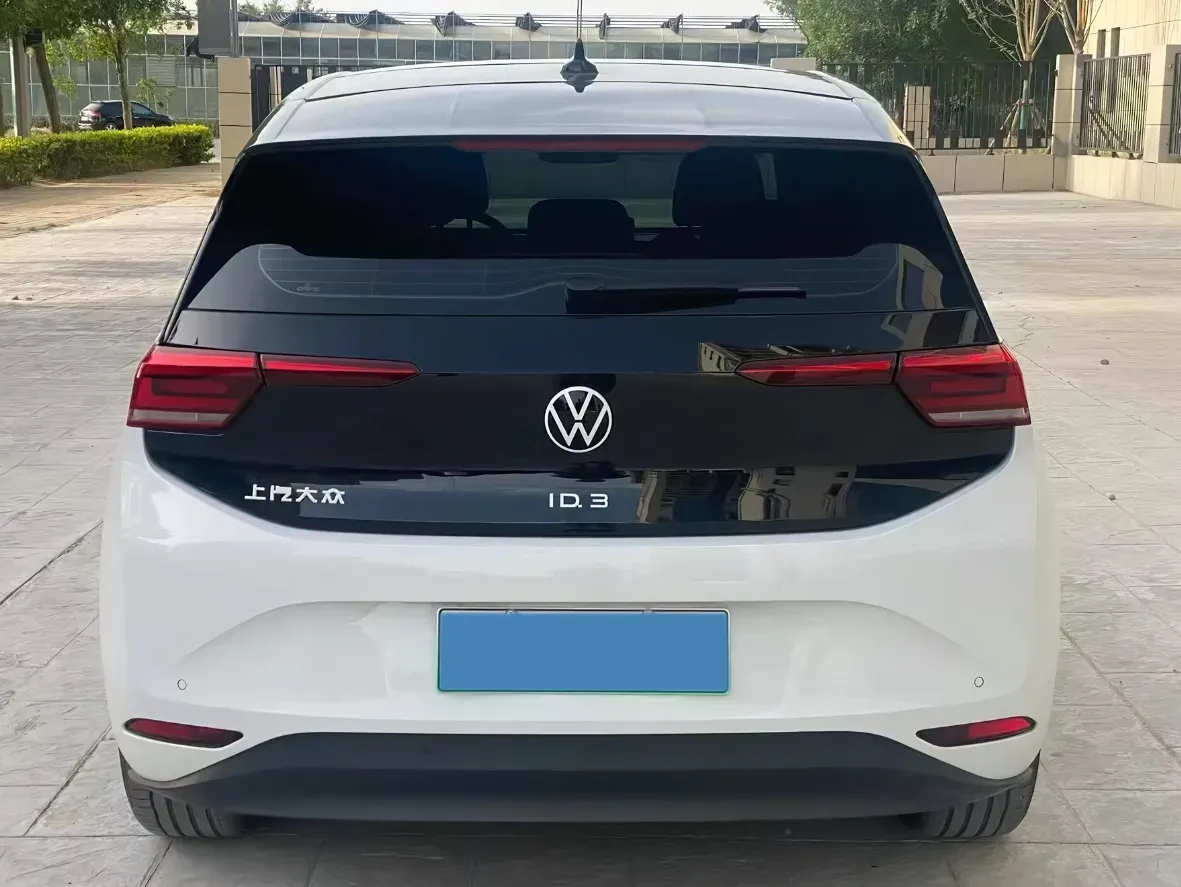 2025 Volkswagen ID.3 BEV 52.8KWH,autocango,china used car exporter,china ev exporter,chinese used car exporter,chinese used ev exporter