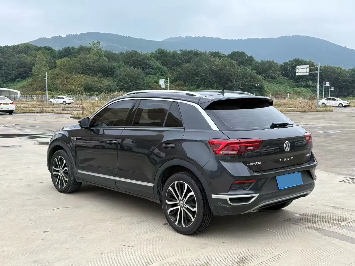 2020 Volkswagen T-Roc 1.4T 150HP L4 7DCT,autocango,china used car exporter,china ev exporter,chinese used car exporter,chinese used ev exporter