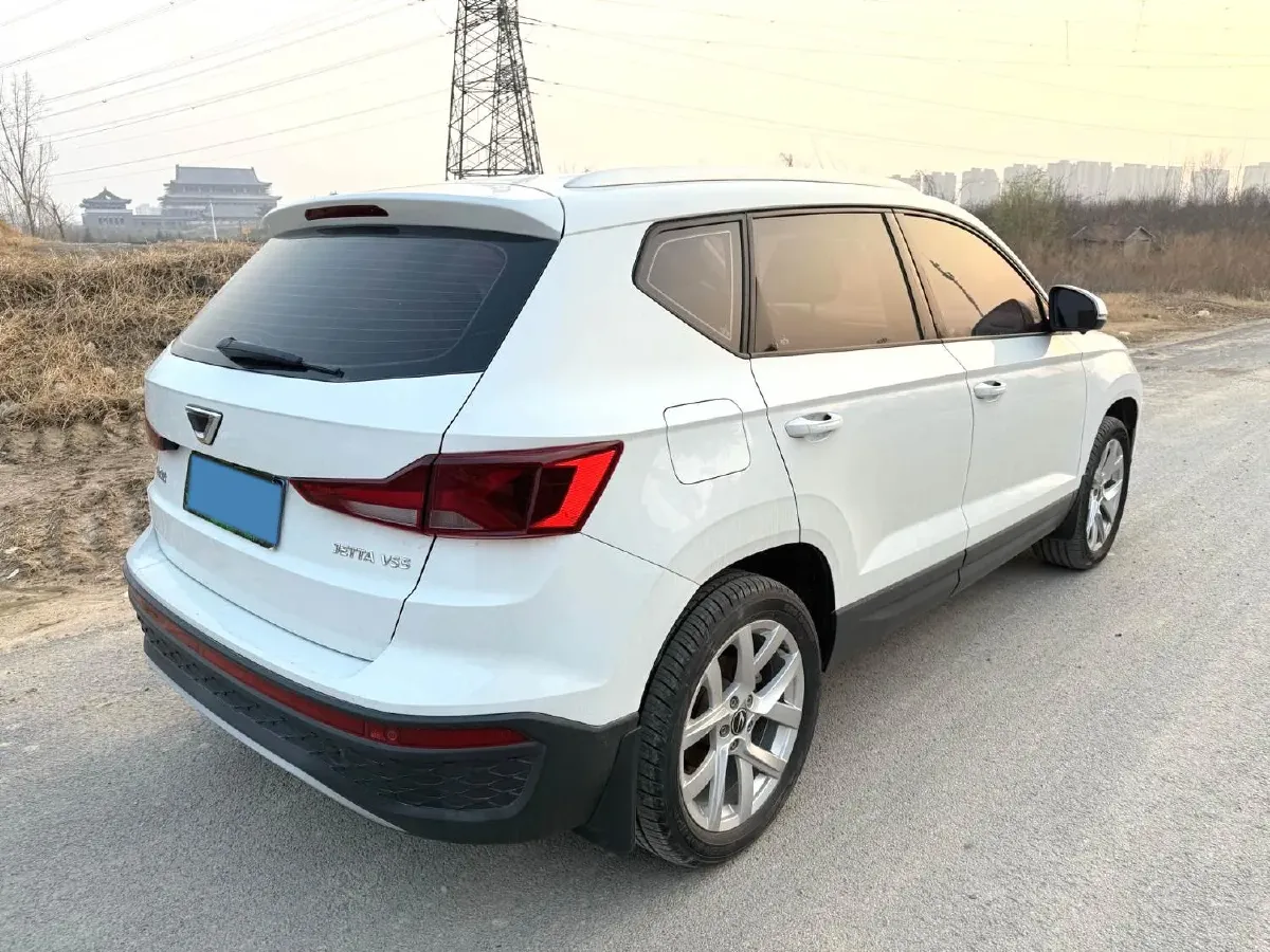 2023 Jetour X70 Plus 1.5T 156HP L4 6MT,autocango,china used car exporter,china ev exporter,chinese used car exporter,chinese used ev exporter