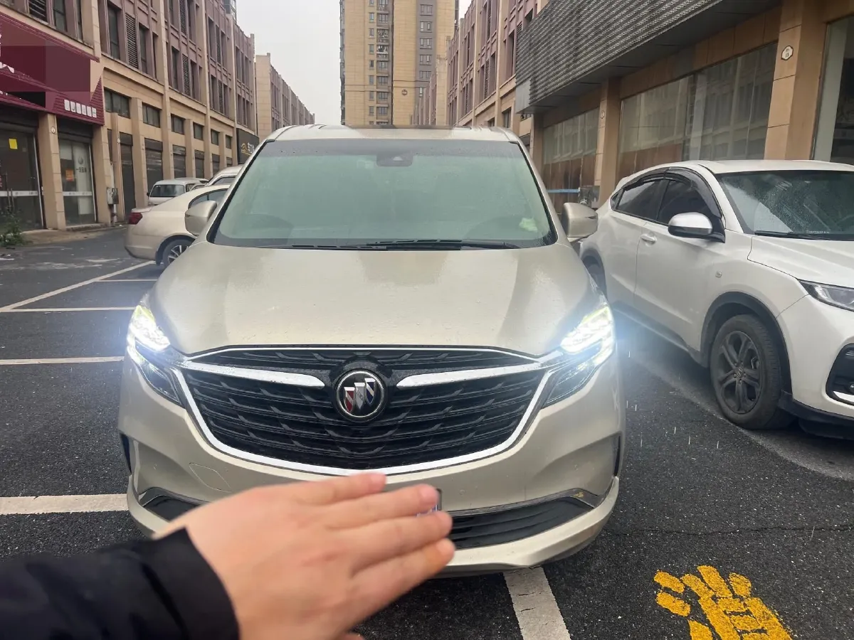 2020 Buick GL8 2.0T 237HP L4 9AT,autocango,china used car exporter,china ev exporter,chinese used car exporter,chinese used ev exporter