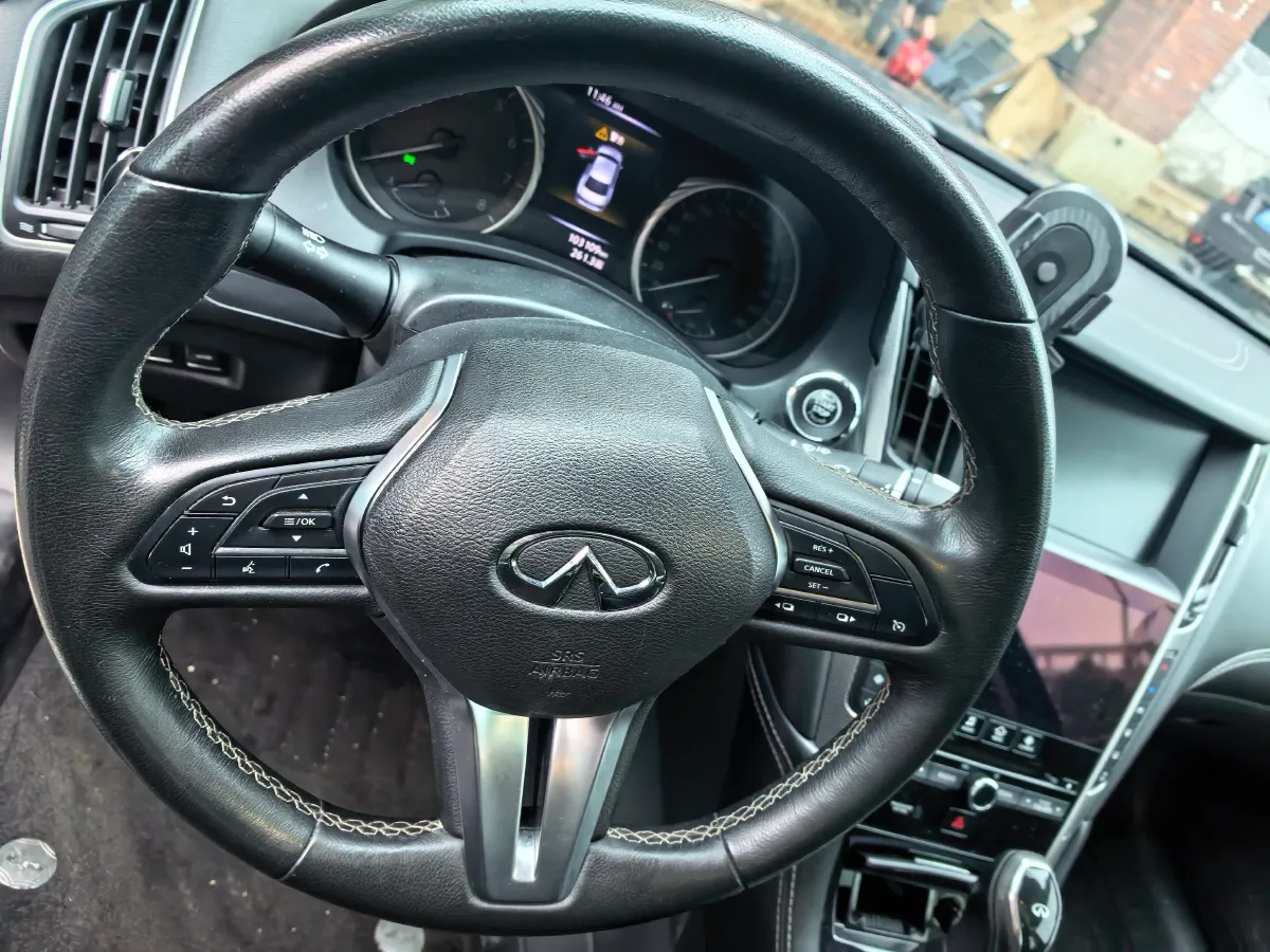 2018 Jeep Grand Commander 2.0T 265HP L4 9AT,autocango,china used car exporter,china ev exporter,chinese used car exporter,chinese used ev exporter