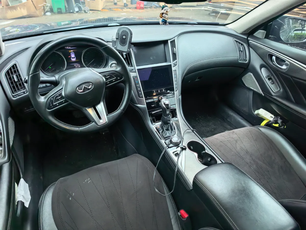 2018 Jeep Grand Commander 2.0T 265HP L4 9AT,autocango,china used car exporter,china ev exporter,chinese used car exporter,chinese used ev exporter