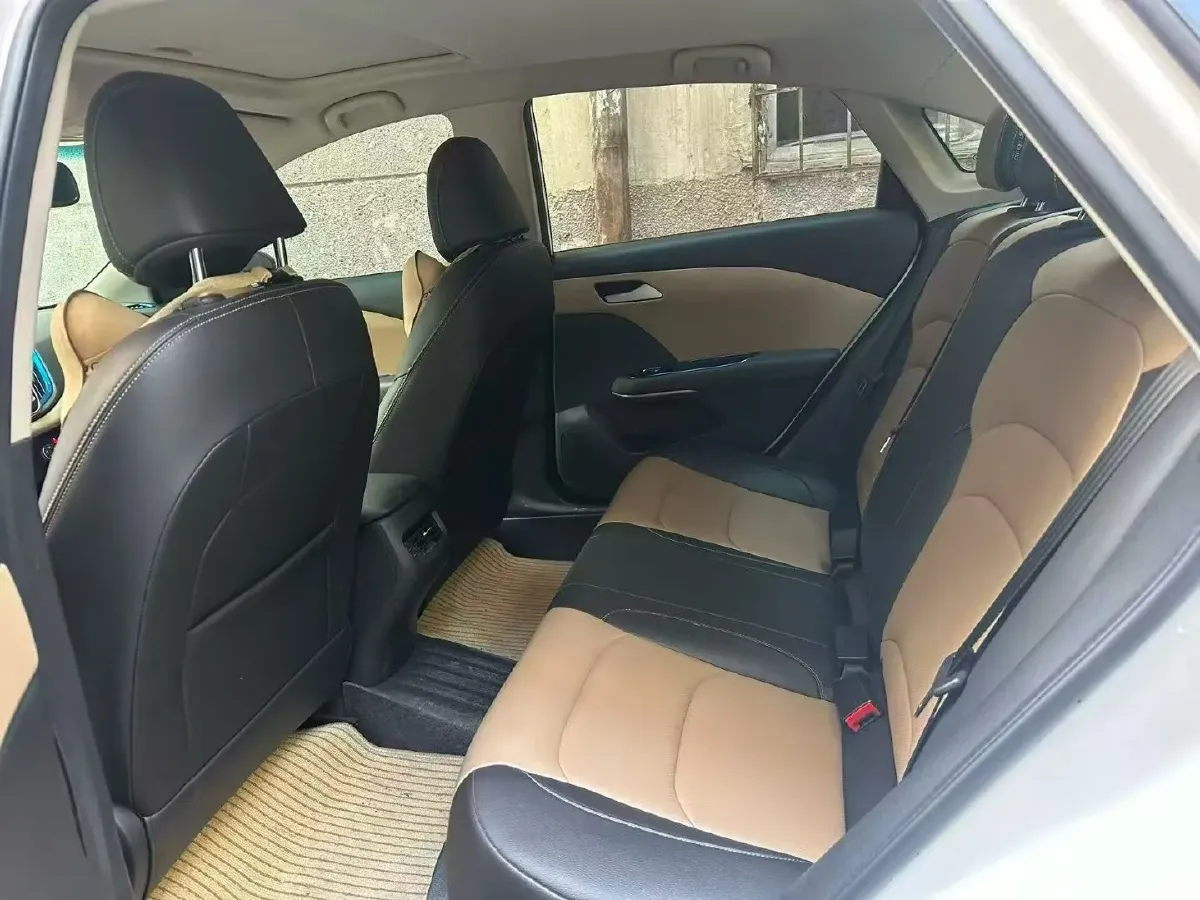 2020 Chevrolet Monza 1.5L 113HP L4 6AT,autocango,china used car exporter,china ev exporter,chinese used car exporter,chinese used ev exporter