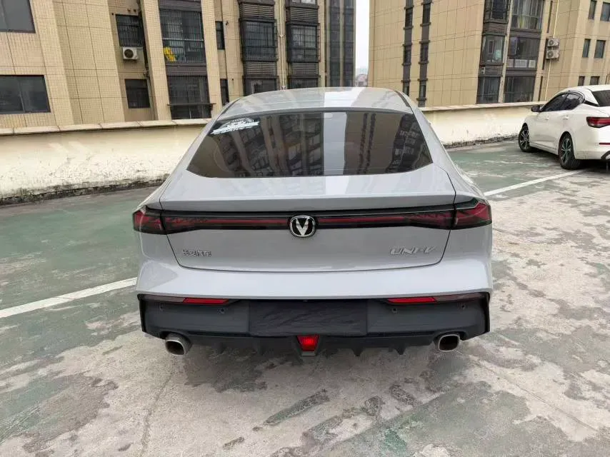 2023 ChangAn UNI-V iDD 1.5T 170HP L4 6TCT PHEV 18.4KWH,autocango,china used car exporter,china ev exporter,chinese used car exporter,chinese used ev exporter