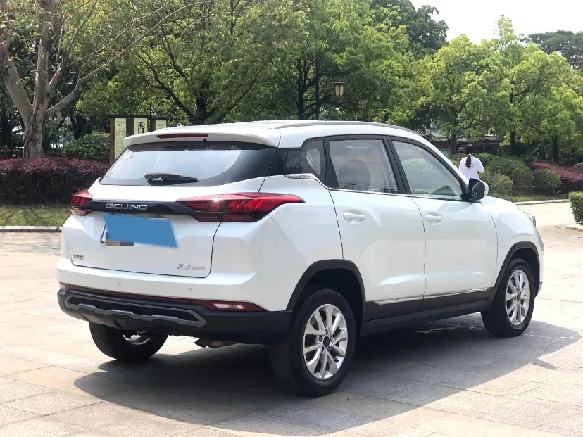 2021 BeiJing Auto X3 1.5T 150HP L4 6MT,autocango,china used car exporter,china ev exporter,chinese used car exporter,chinese used ev exporter