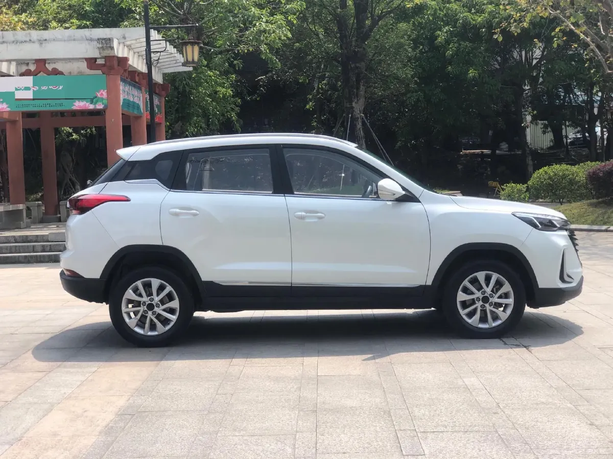 2021 BeiJing Auto X3 1.5T 150HP L4 6MT,autocango,china used car exporter,china ev exporter,chinese used car exporter,chinese used ev exporter