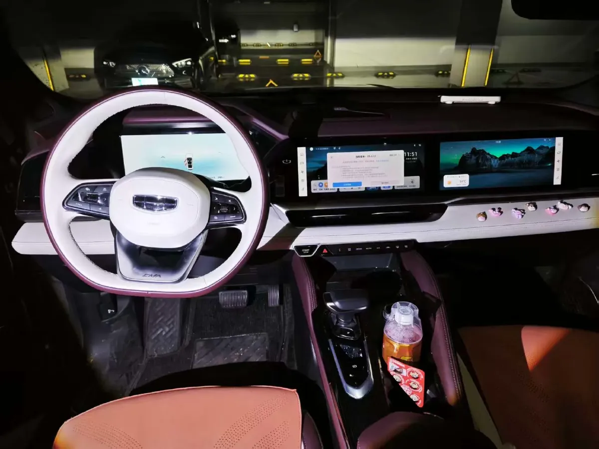 2024 Geely Monjaro 2.0T 238HP L4 8AT,autocango,china used car exporter,china ev exporter,chinese used car exporter,chinese used ev exporter