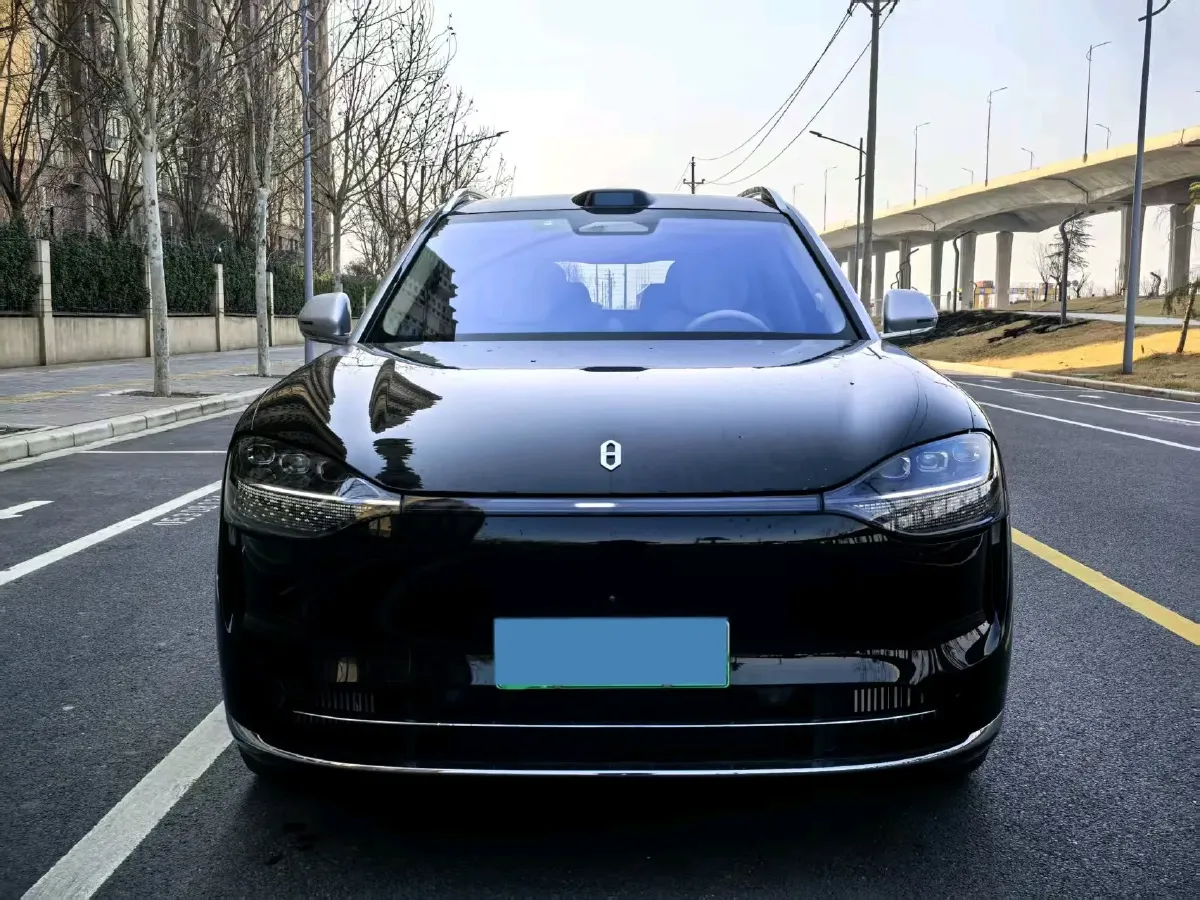 2024 AITO AITO M9 1.5T 152HP L4 REEV 42KWH,autocango,china used car exporter,china ev exporter,chinese used car exporter,chinese used ev exporter