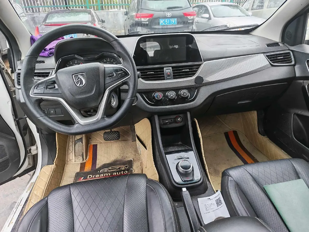 2018 BaoJun 360 1.5L 112HP L4 6MT,autocango,china used car exporter,china ev exporter,chinese used car exporter,chinese used ev exporter