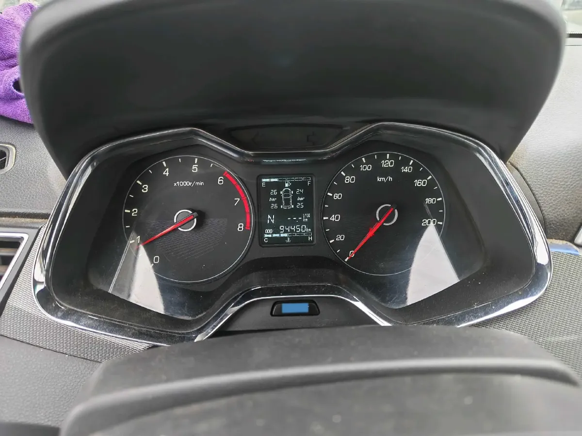 2018 BaoJun 360 1.5L 112HP L4 6MT,autocango,china used car exporter,china ev exporter,chinese used car exporter,chinese used ev exporter