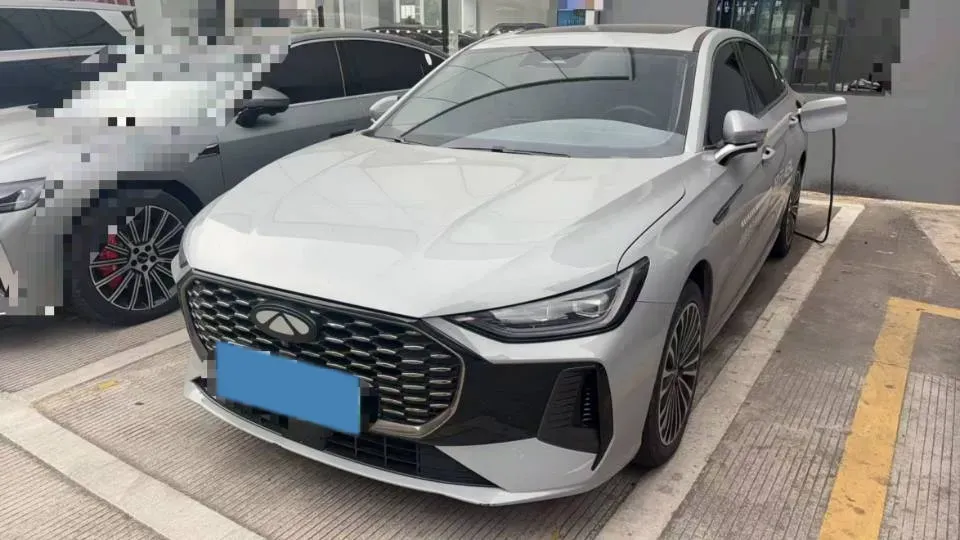 2025 Fulwin FulwinA8L 1.5T 156HP L4 1DHT PHEV 18.67KWH,autocango,china used car exporter,china ev exporter,chinese used car exporter,chinese used ev exporter