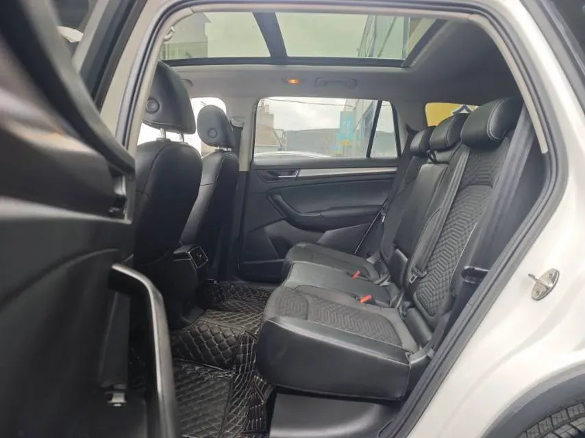 2018 Skoda Kodiak 2.0T 186HP L4 7DCT,autocango,china used car exporter,china ev exporter,chinese used car exporter,chinese used ev exporter