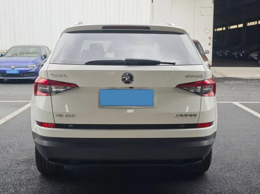 2018 Skoda Kodiak 2.0T 186HP L4 7DCT,autocango,china used car exporter,china ev exporter,chinese used car exporter,chinese used ev exporter